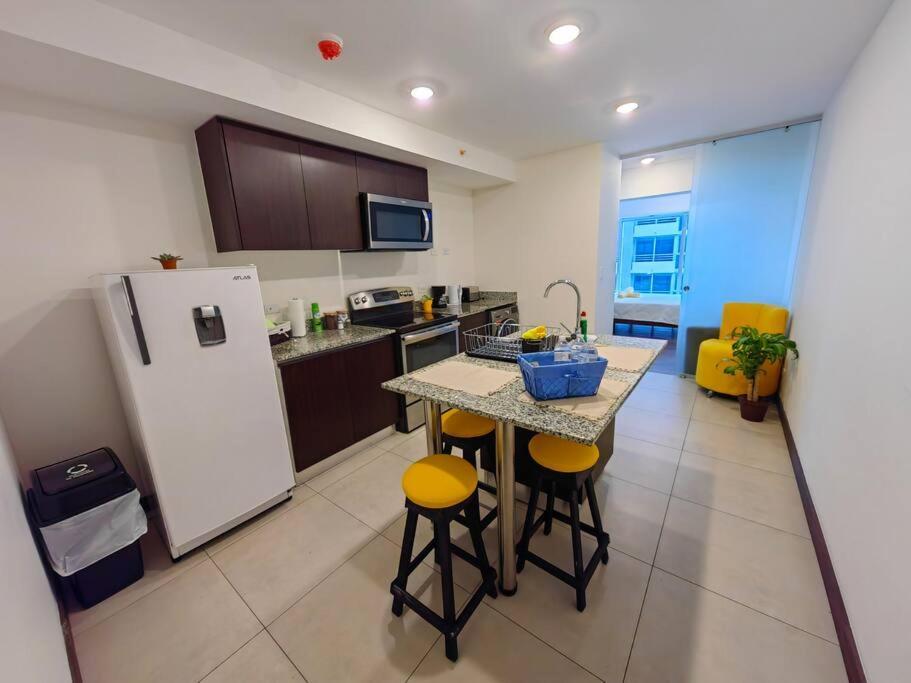 1102 Torre Los Yoses Hermoso Apartamento En Barrio Escalante Sin Parqueo San José Exterior foto